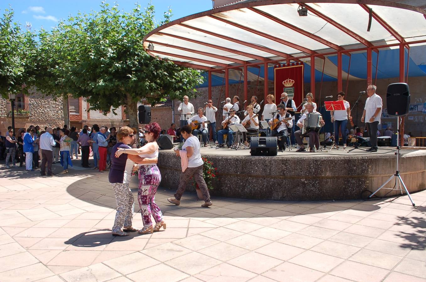 Proclamación de los Soperos y fiesta del Vino chorizo y pan en Badarán