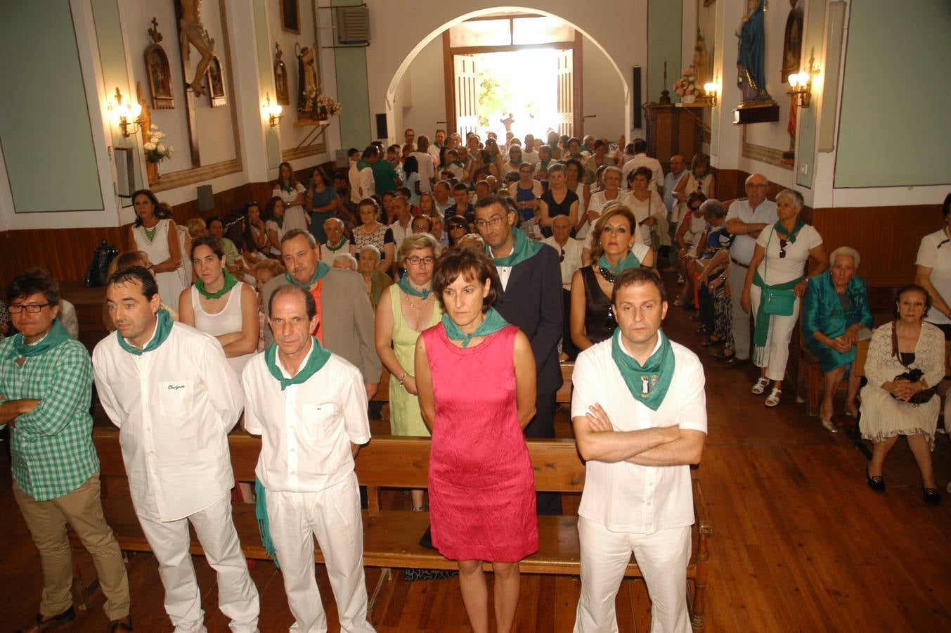 Procesión y ofrenda de flores en honor a la Virgen del Rosario y San Vicente Ferrer en Valverde