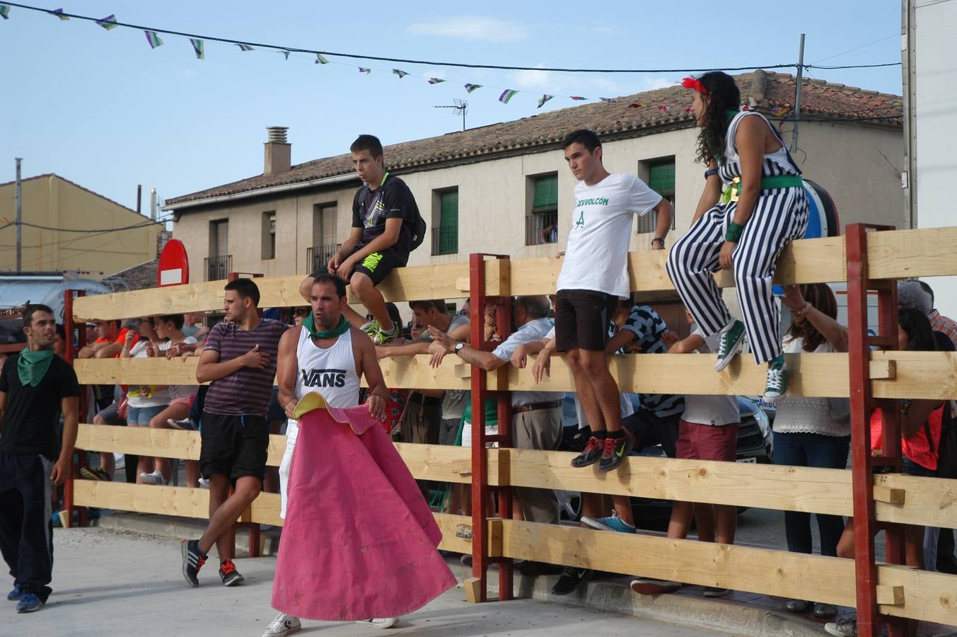 El Día de las Peñas puso fin ayer a las fiestas de Valverde