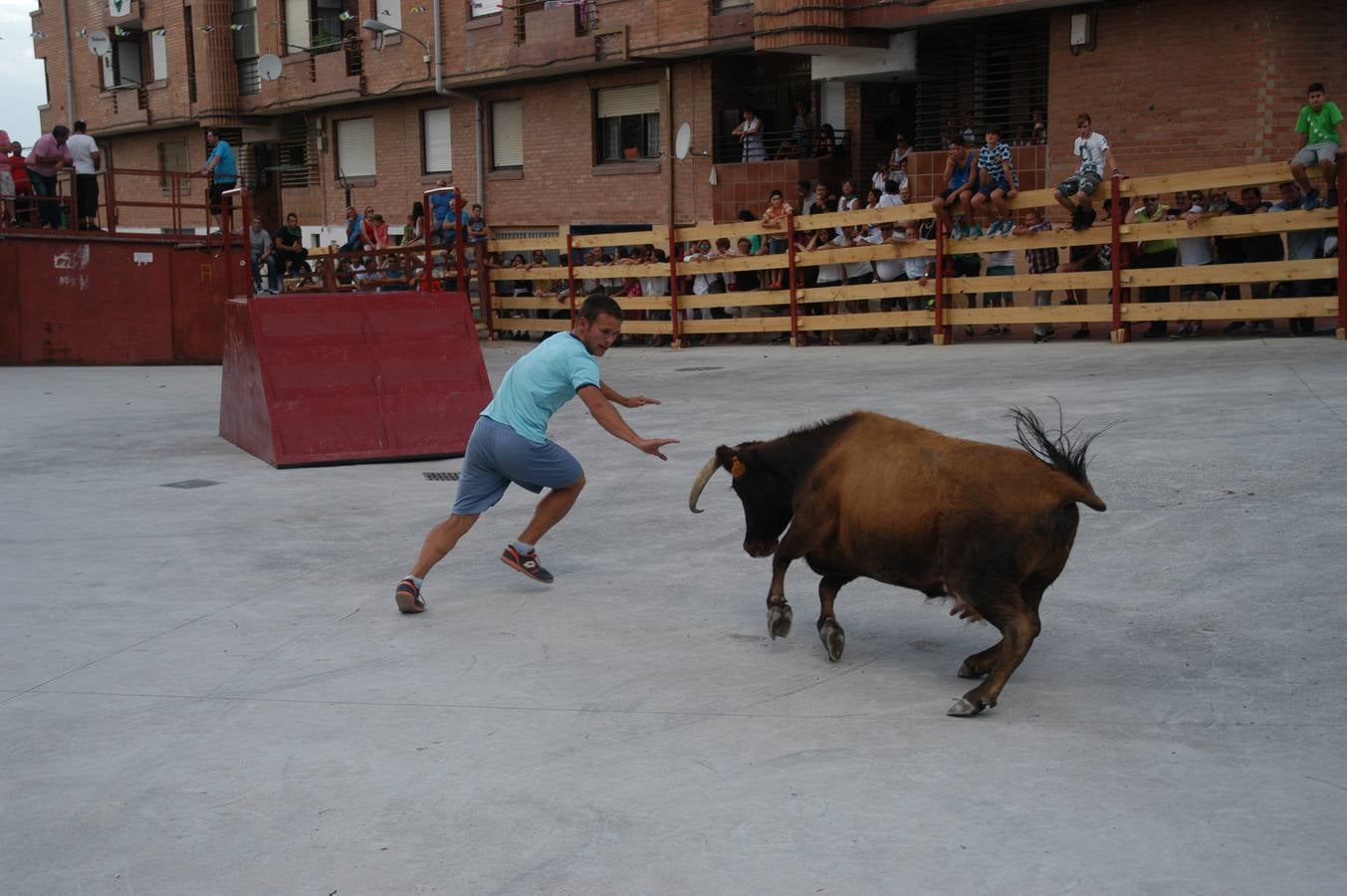 El Día de las Peñas puso fin ayer a las fiestas de Valverde