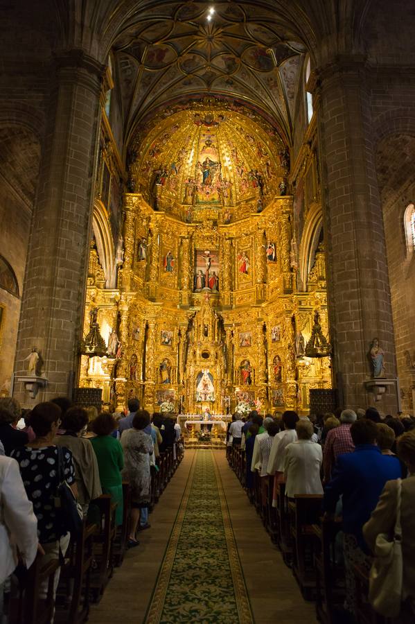 Procesión y degustaciones en Navarrete