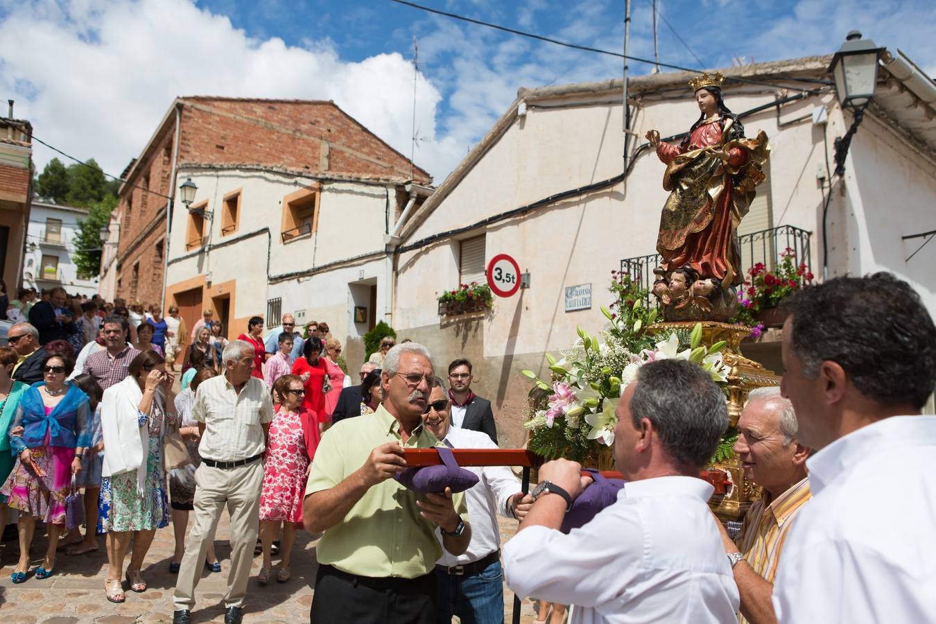 Procesión y degustaciones en Navarrete