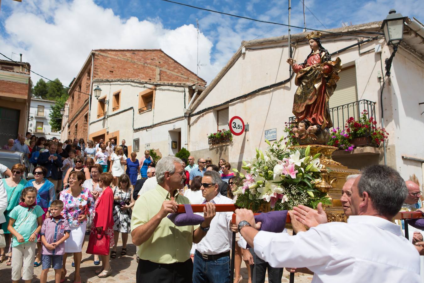 Procesión y degustaciones en Navarrete