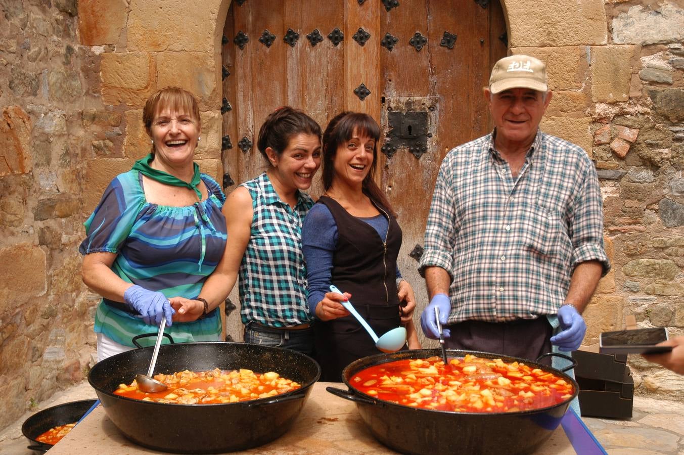 Sábado de calderetes en Navajún