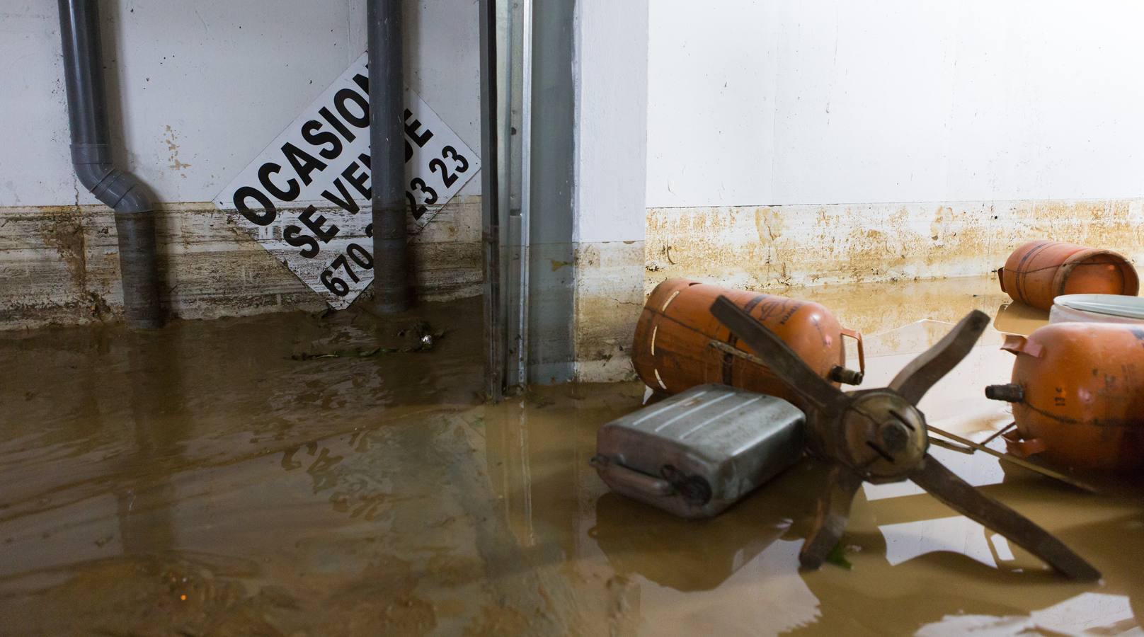 Primeras horas tras la tromba de agua de San Asensio