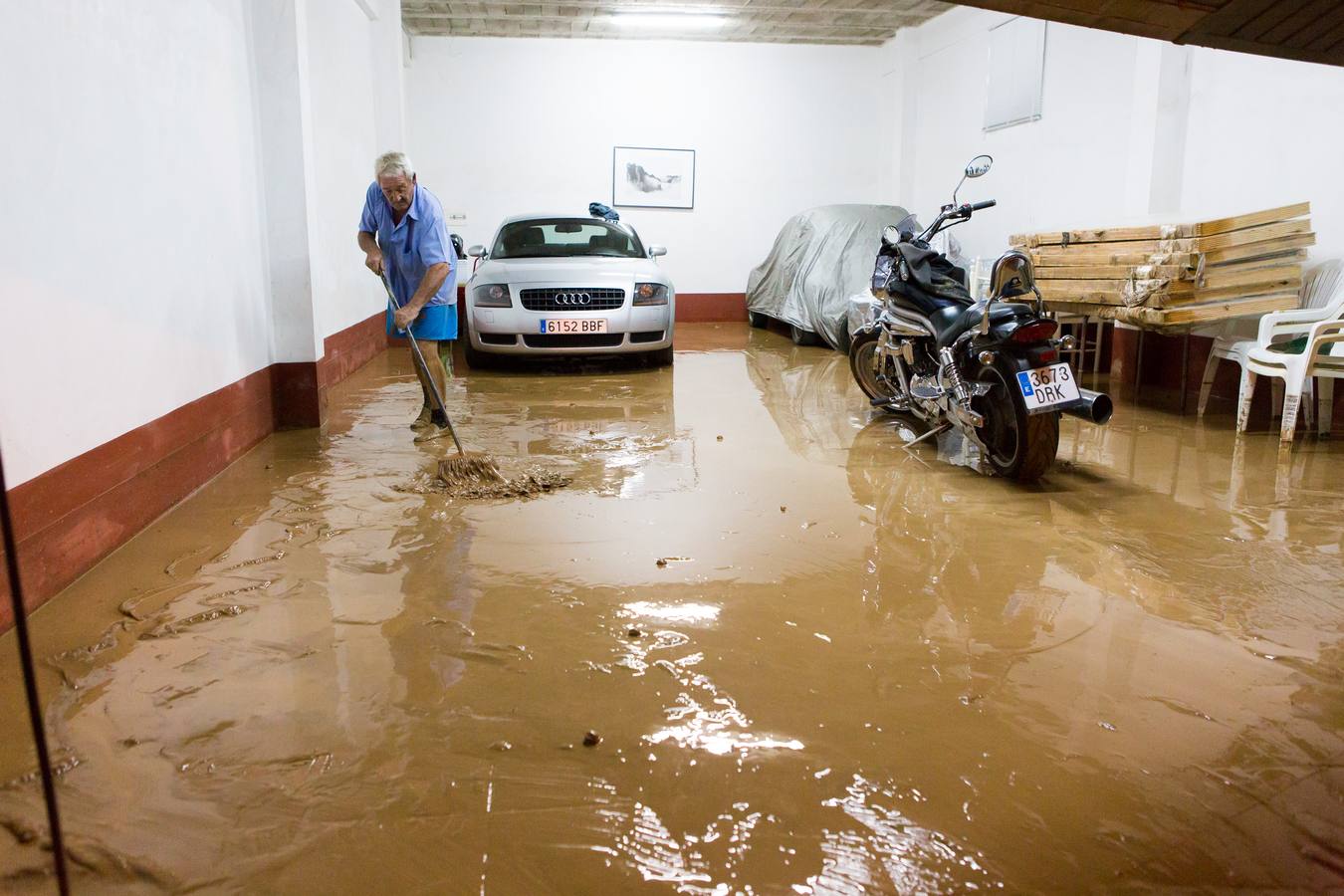 Primeras horas tras la tromba de agua de San Asensio