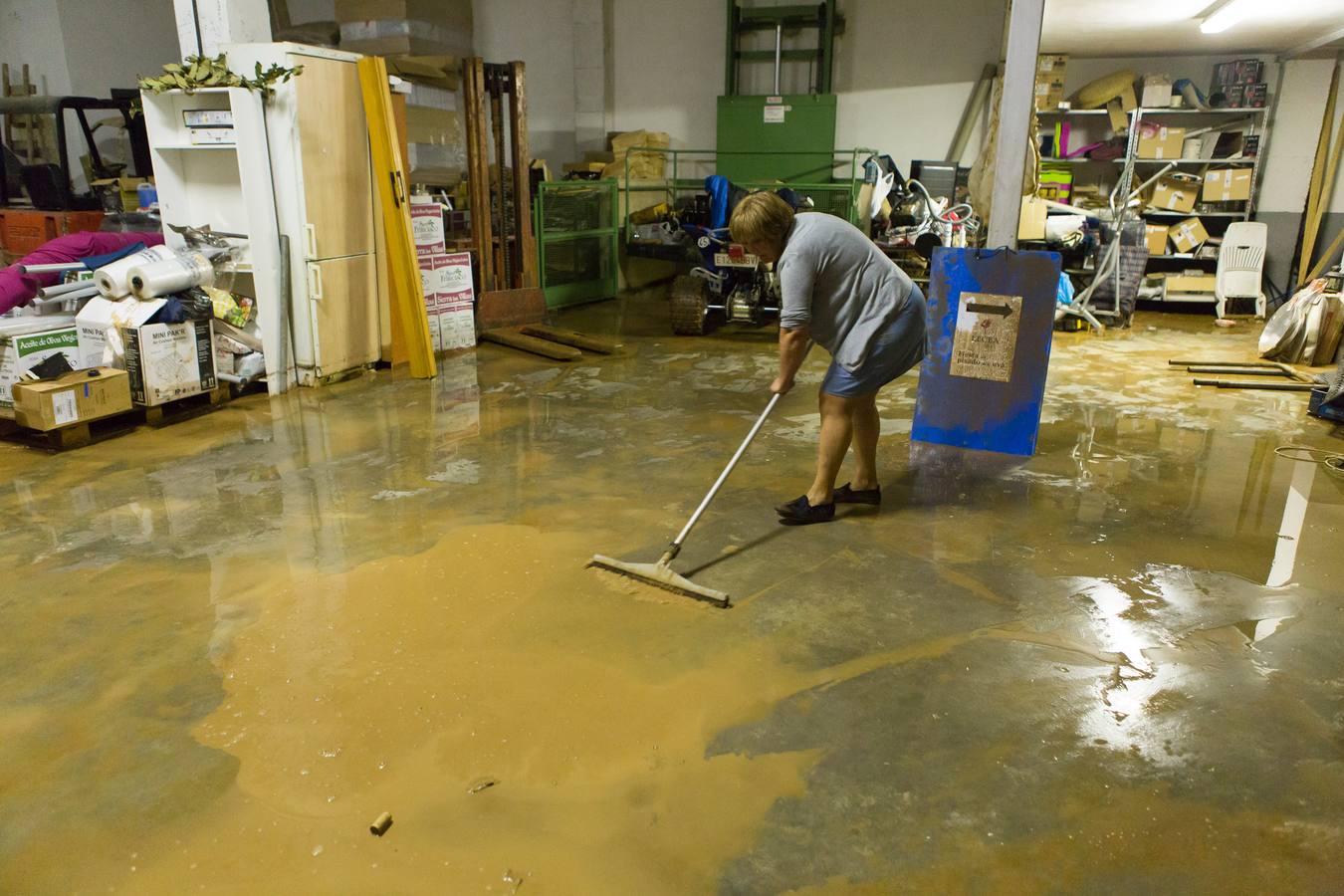 Primeras horas tras la tromba de agua de San Asensio