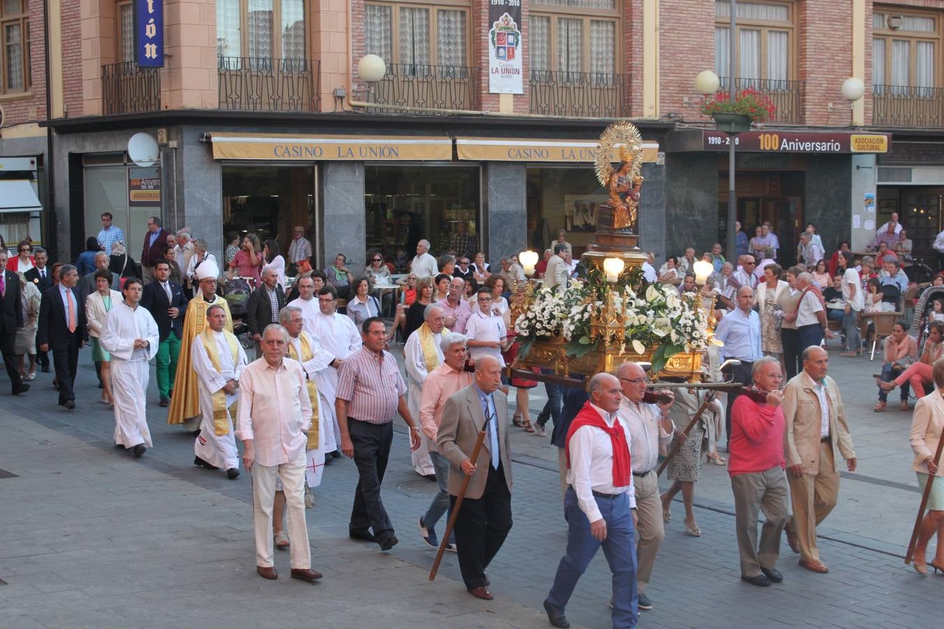 Alfaro cierra las fiestas del Burgo