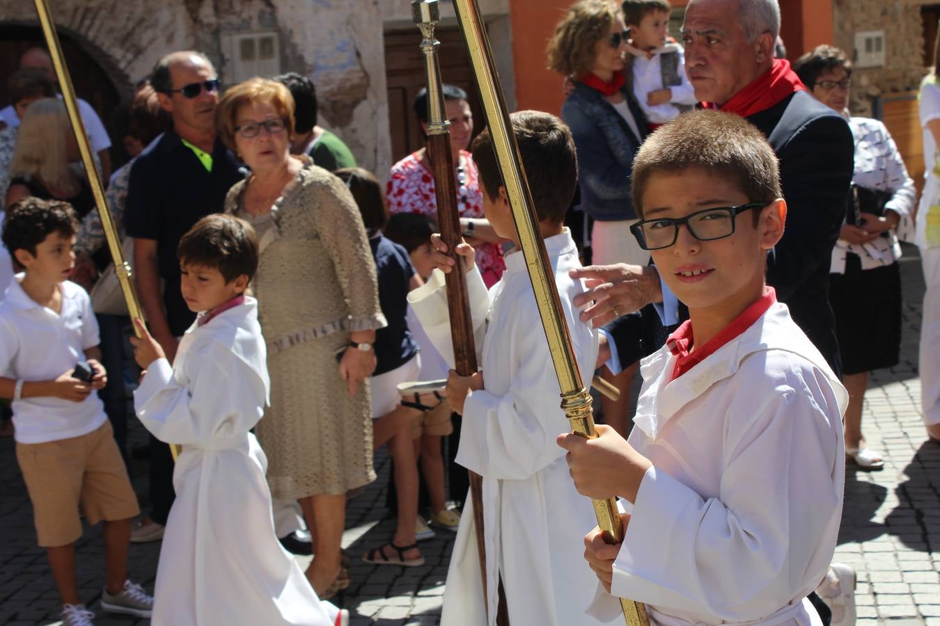 Autol, de procesión por San Adrián y Santa Natalia