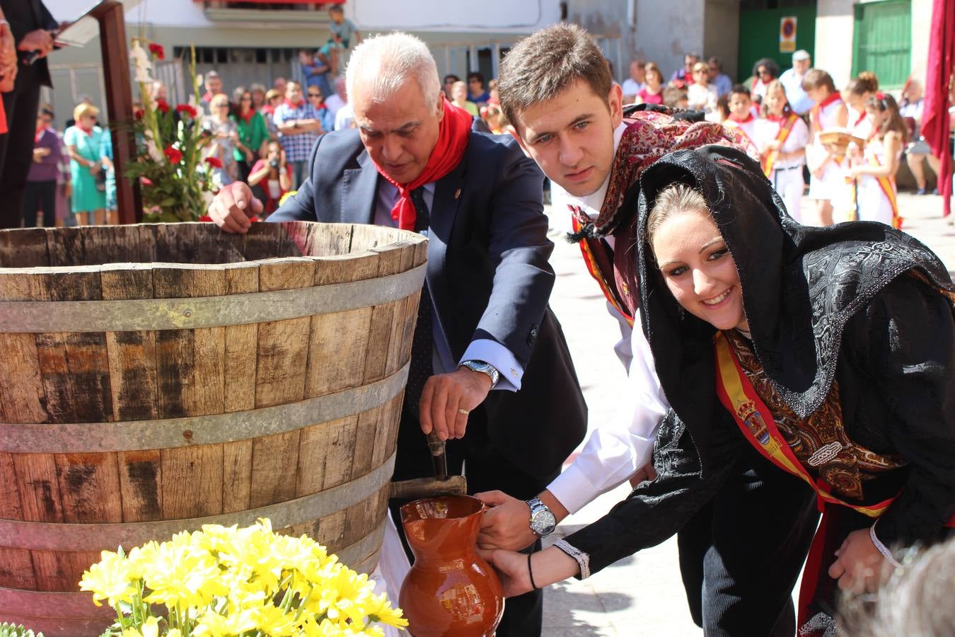 Autol, de procesión por San Adrián y Santa Natalia