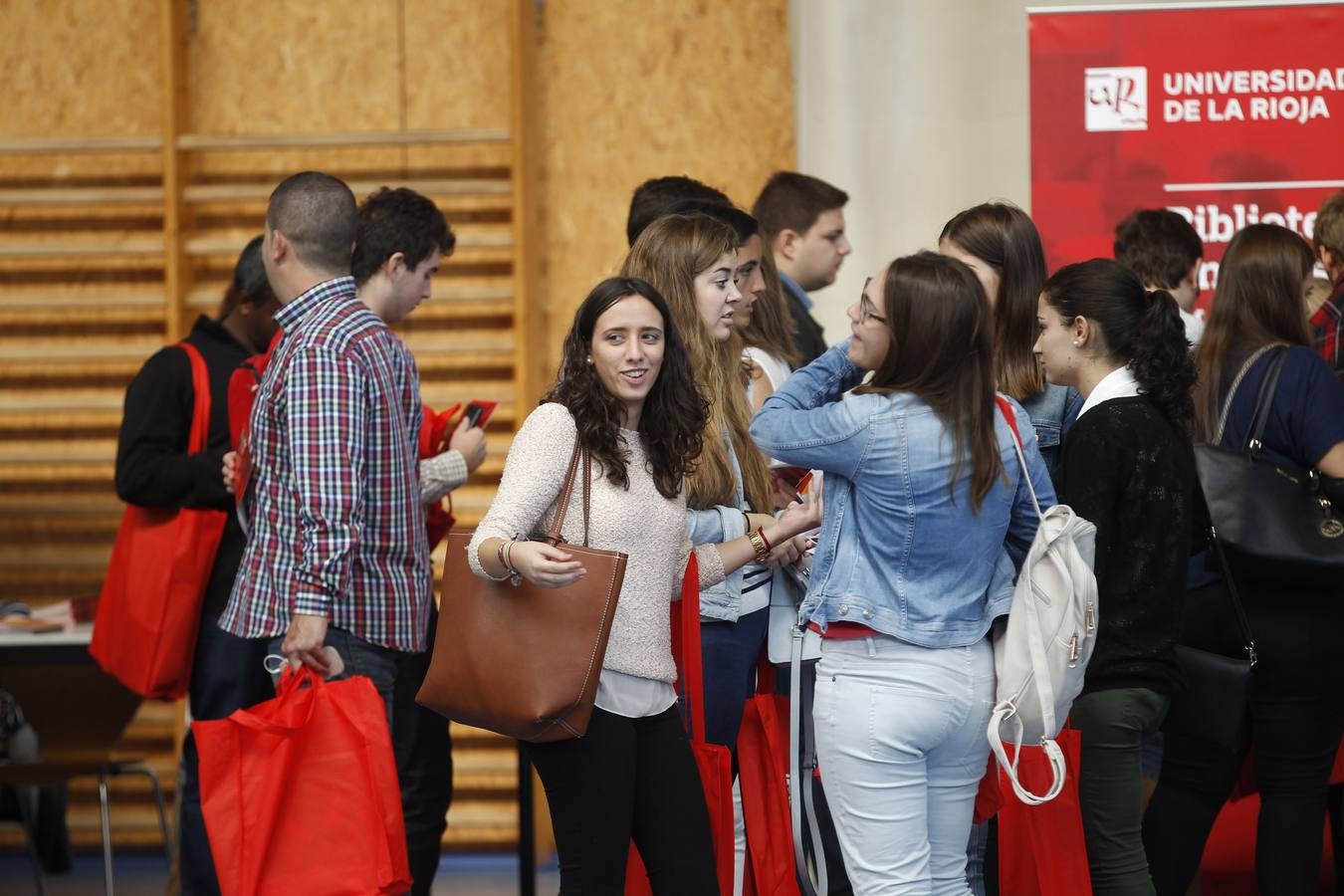 Arranca el curso 2015-2016 en la UR