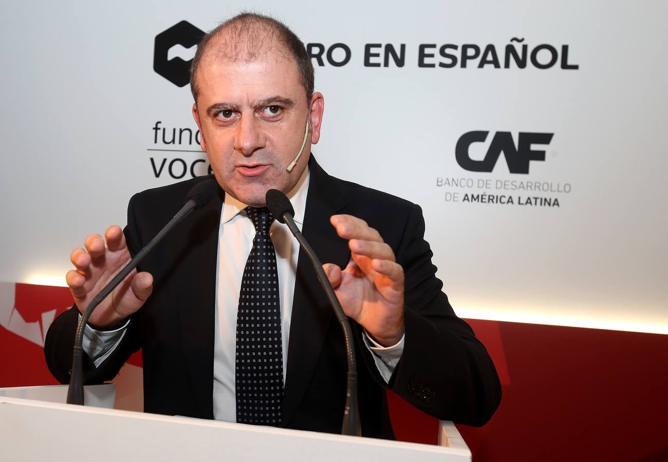 Se presenta Futuro en Español 2015