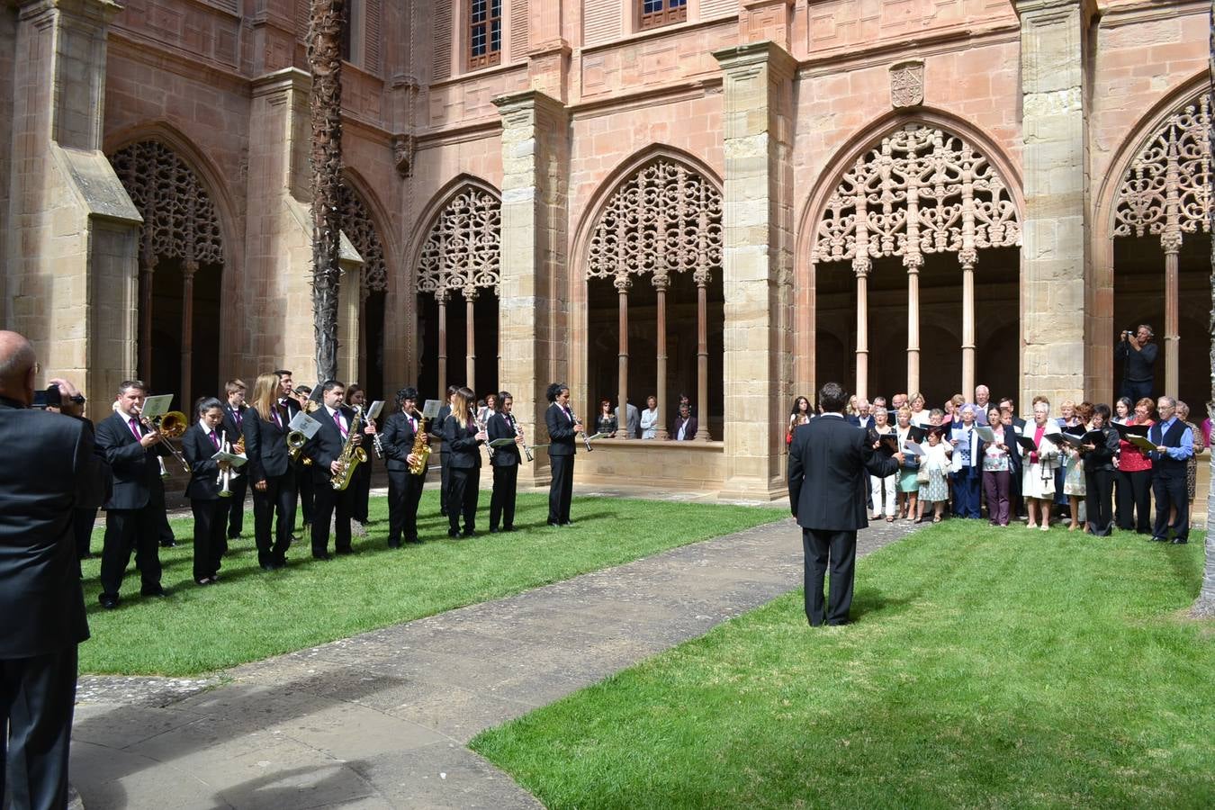 Nájera celebra el Día de Santa María La Real en sus fiestas