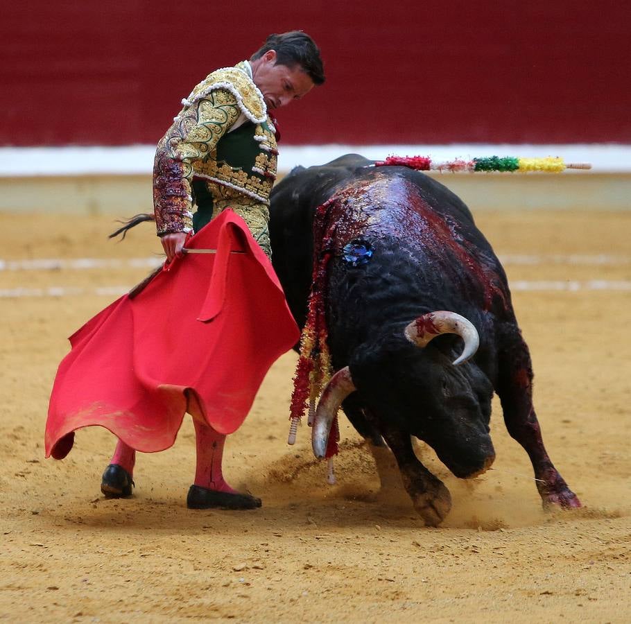 Urdiales abre la puerta grande