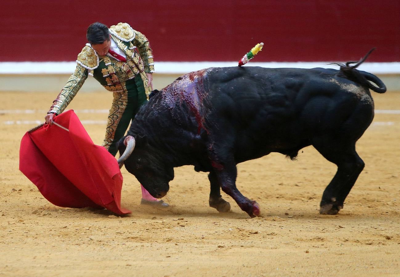 Urdiales abre la puerta grande