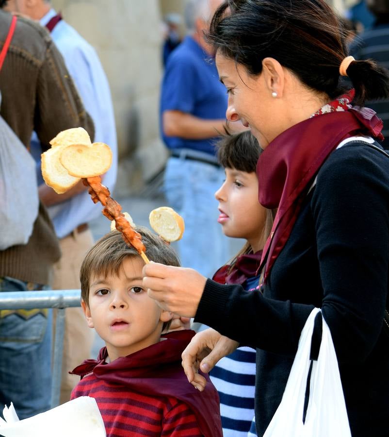 &#039;Pinchando&#039; en la Plaza del Mercado