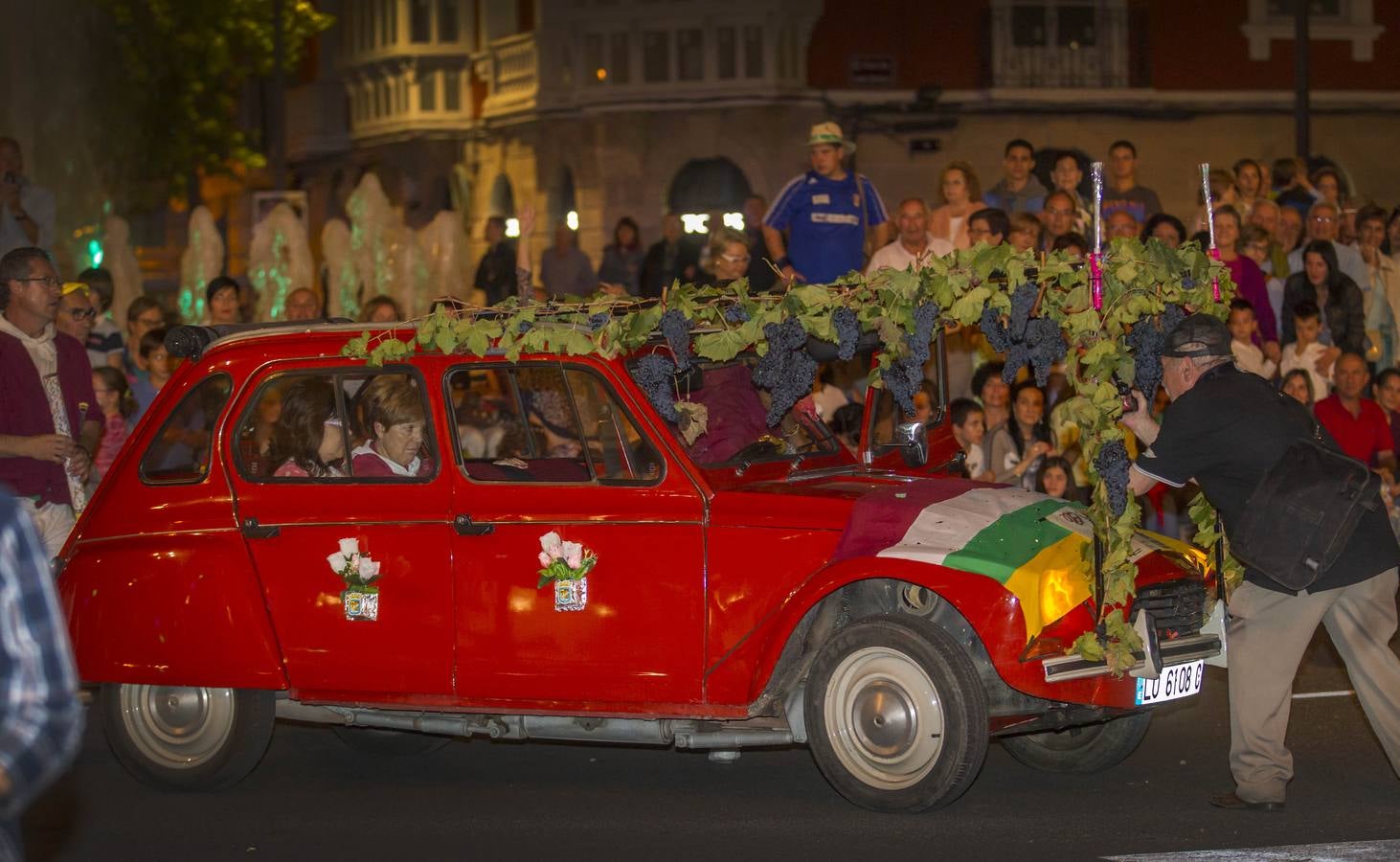 San Mateo: desfile de carrozas