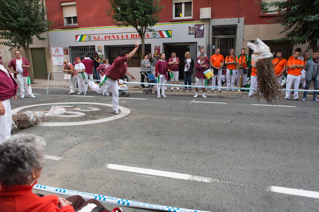 II Certamen de lanzamiento de gavillas