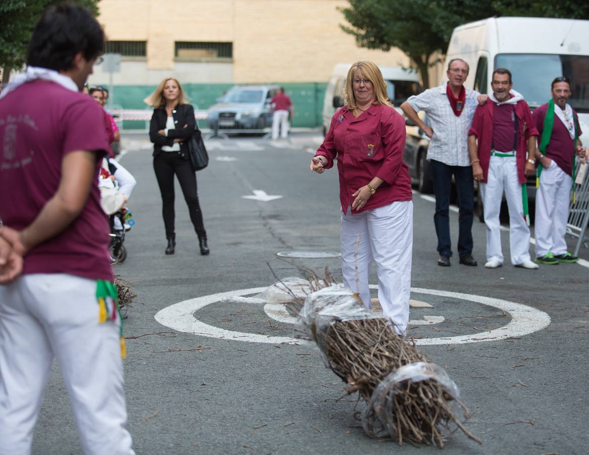 II Certamen de lanzamiento de gavillas