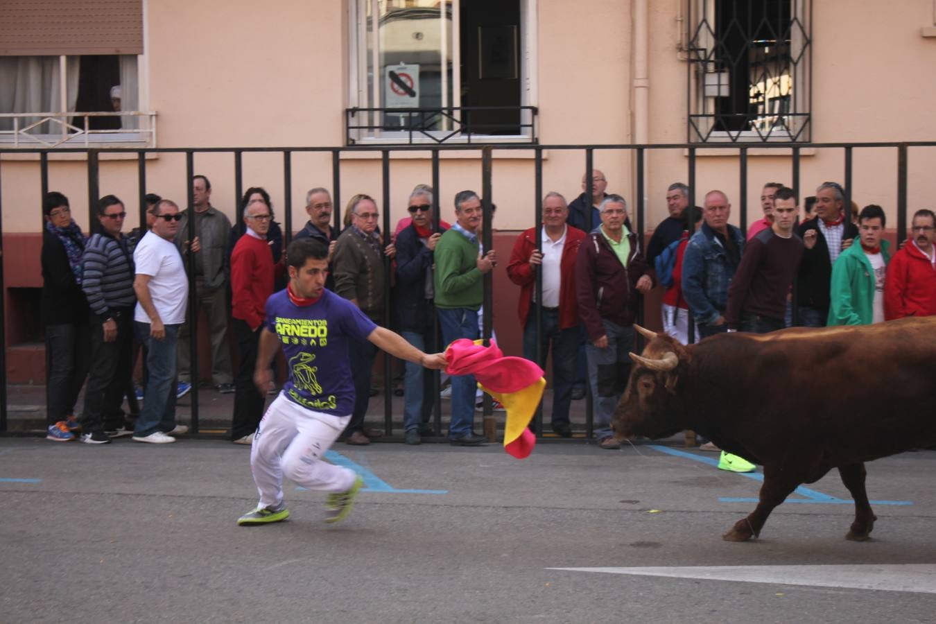 Encierro, Gorgorito, degustaciones...en el cuarto día de fiestas de Arnedo