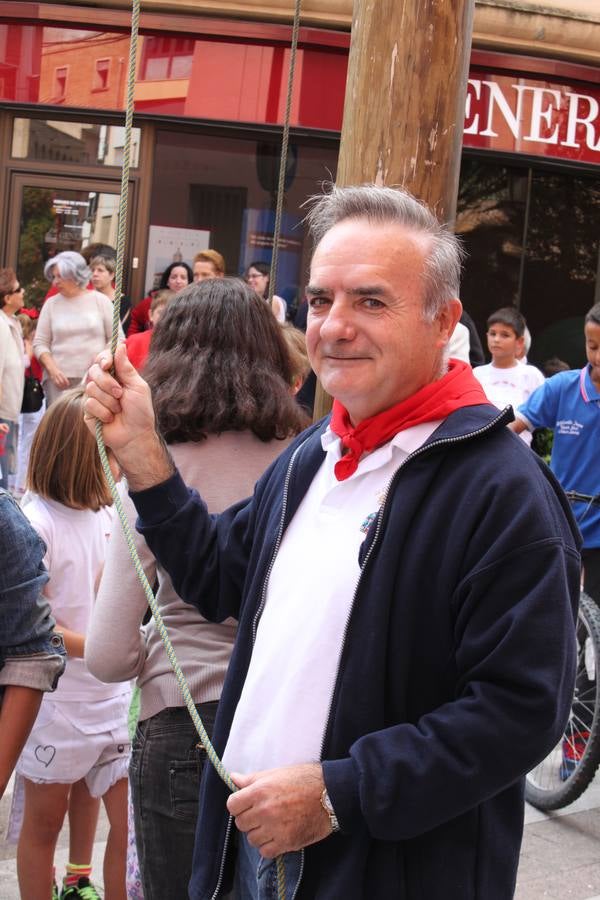 Vaquillas de juguete (y de verdad) en las fiestas de Arnedo