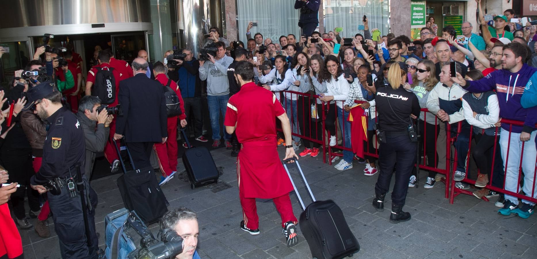 La selección española de fútbol llega a Logroño