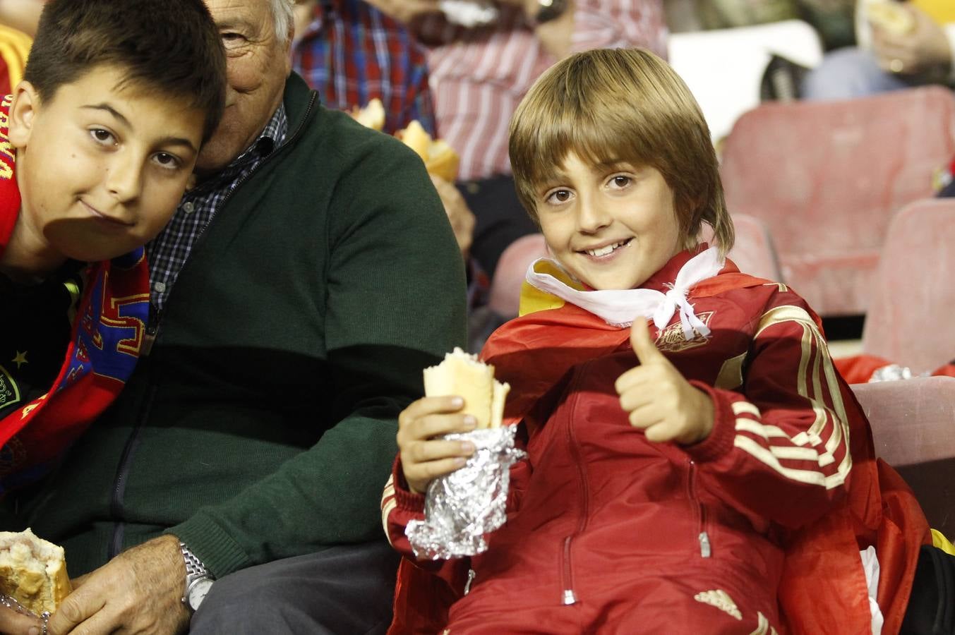 Fiesta en Las Gaunas con La Roja (I)