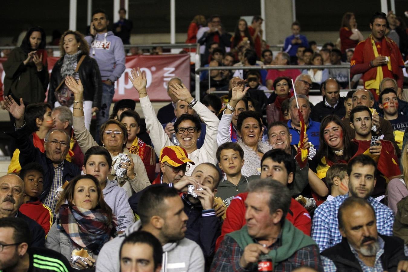 Fiesta en Las Gaunas con La Roja (I)