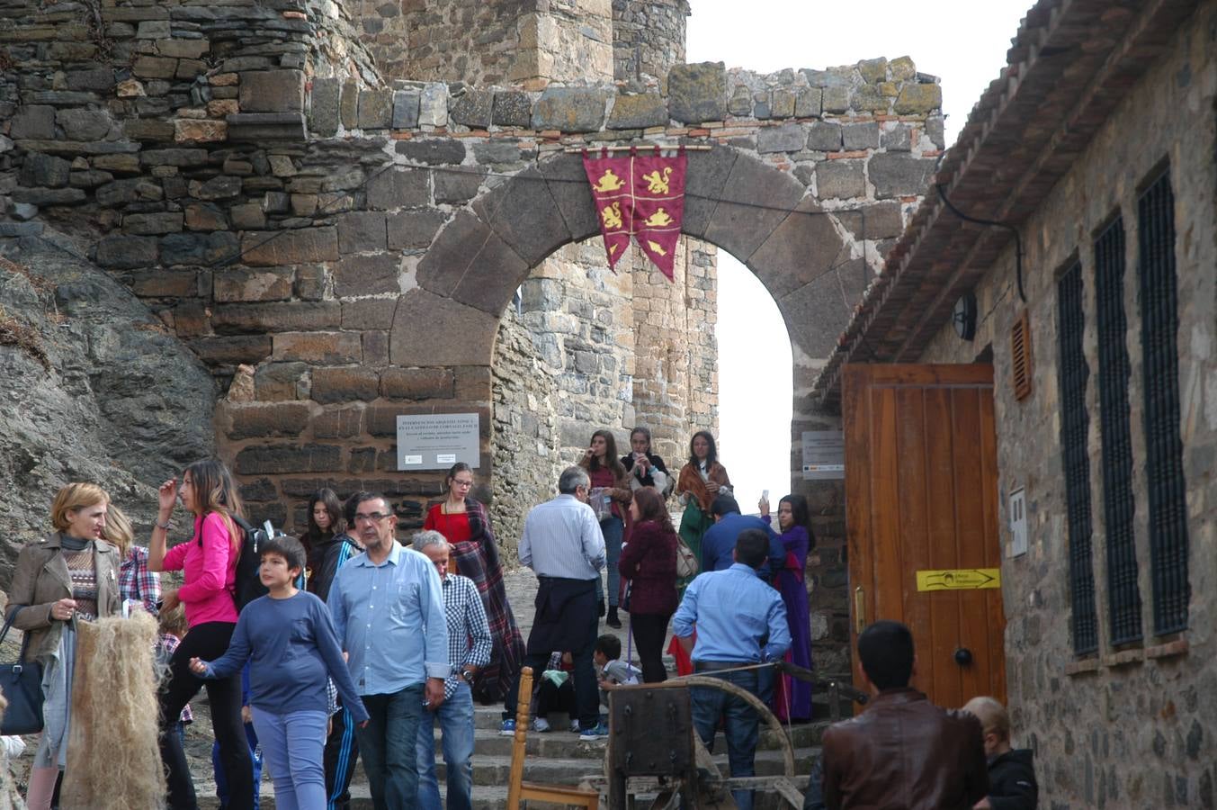 Cornago celebra el segundo día de la X edición de las Jornadas de Artesanía Medieval