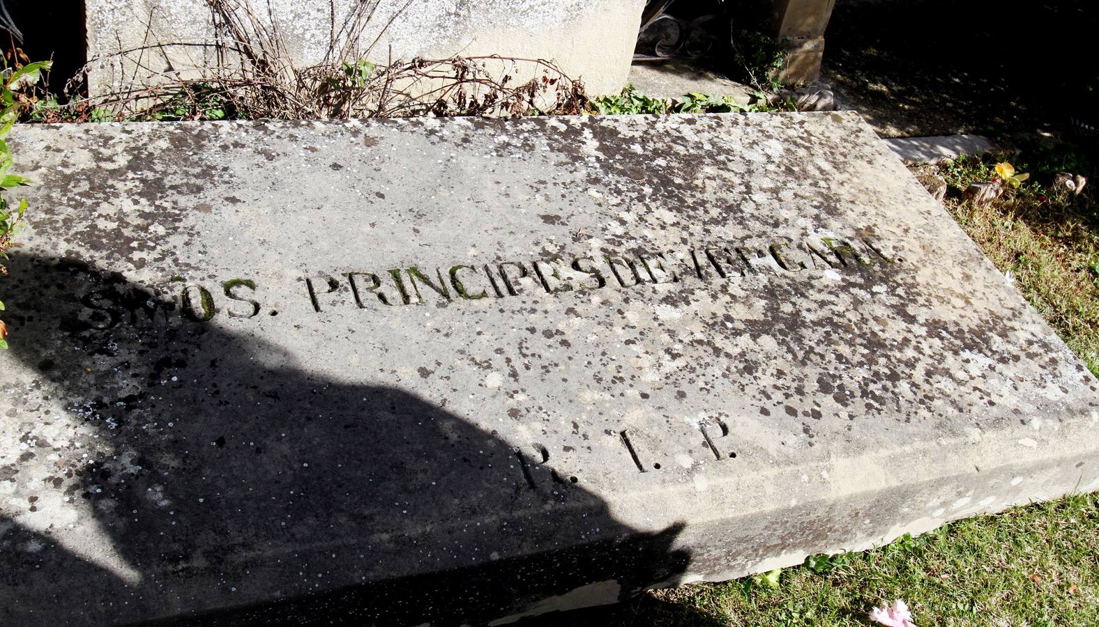 La segunda muerte de los ilustres