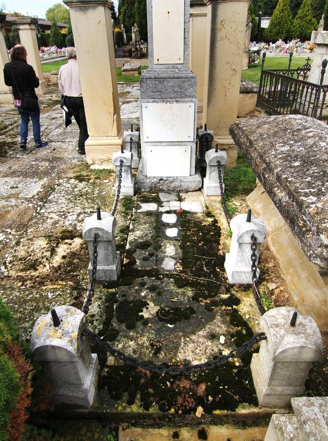 La segunda muerte de los ilustres