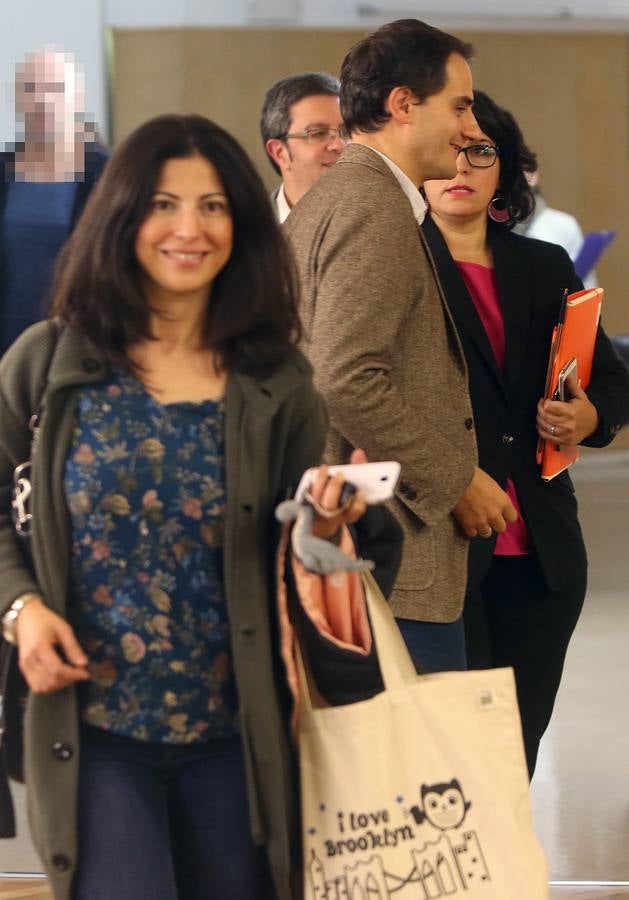 Los gestos en el Pleno del Ayuntamiento de Logroño