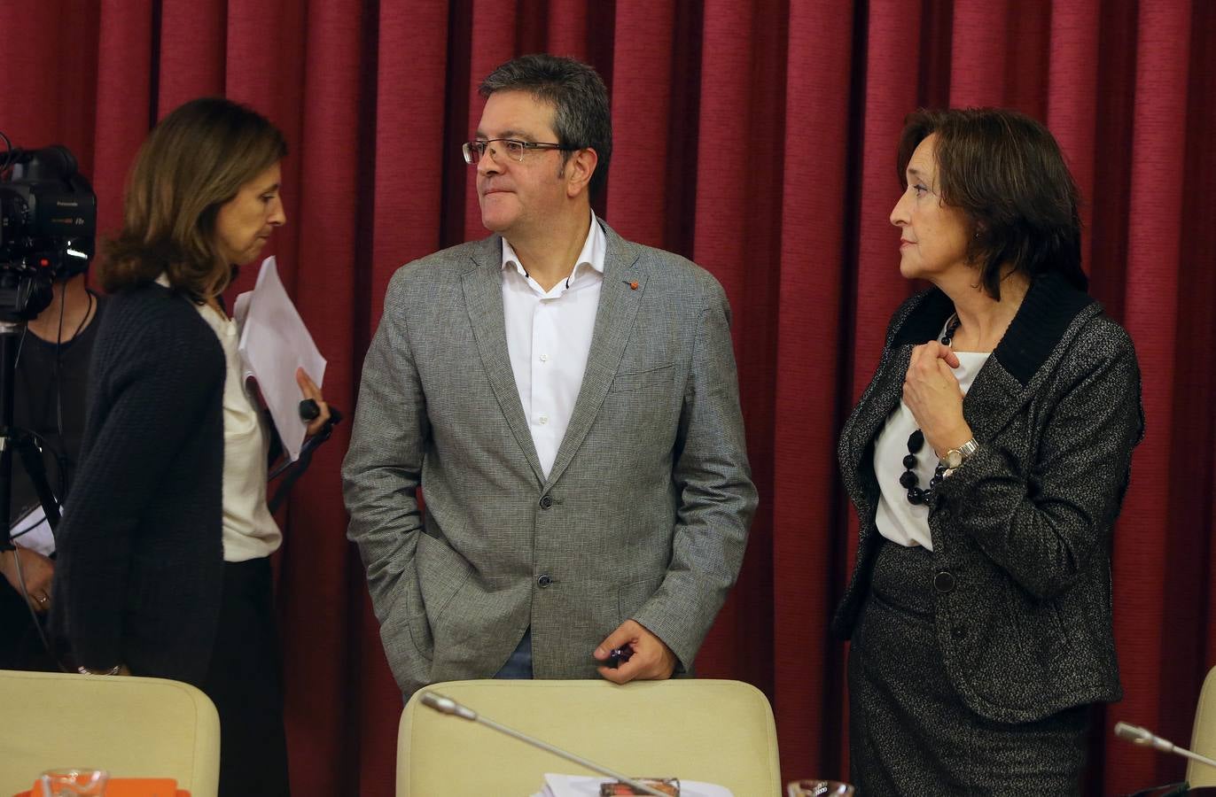 Los gestos en el Pleno del Ayuntamiento de Logroño