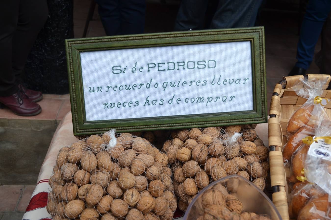 Nueces y Pedroso