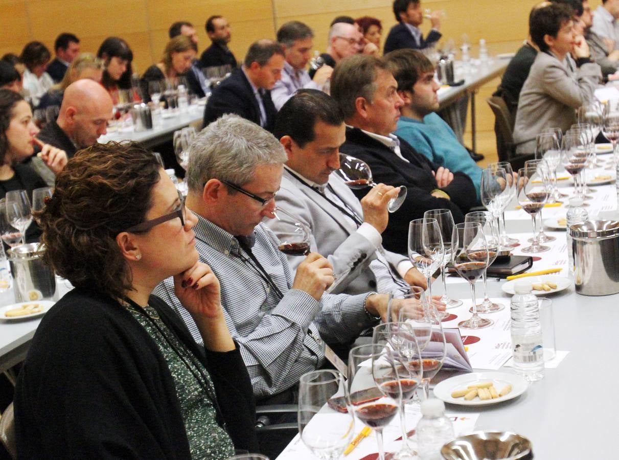 Un recorrido por la historia de los grandes vinos de Bodegas Riojanas desde 1942