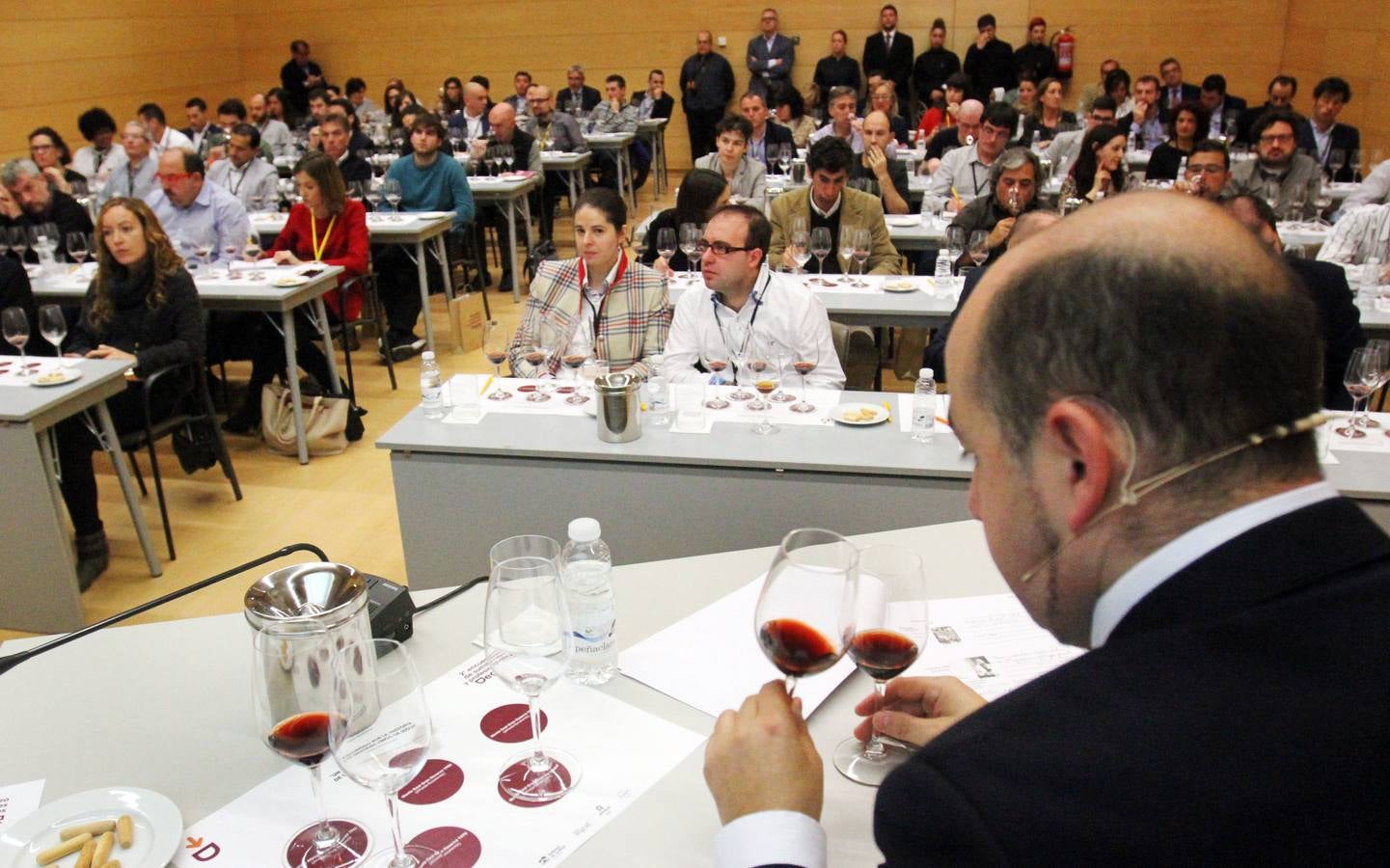 Un recorrido por la historia de los grandes vinos de Bodegas Riojanas desde 1942