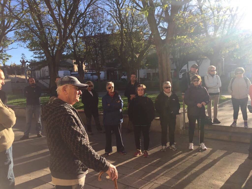 Casalarreina. Vecinos de Casalarreina mostraron su solidaridad con el pueblo galo.