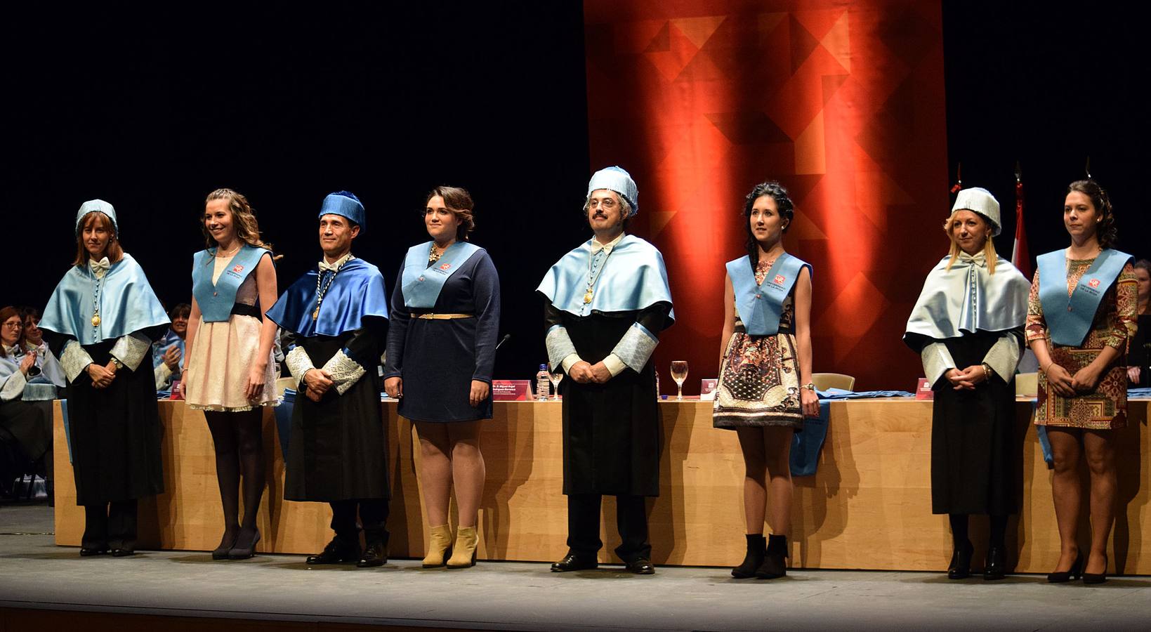 Graduación de la Facultad de Letras y de la Educación en la Universidad de La Rioja