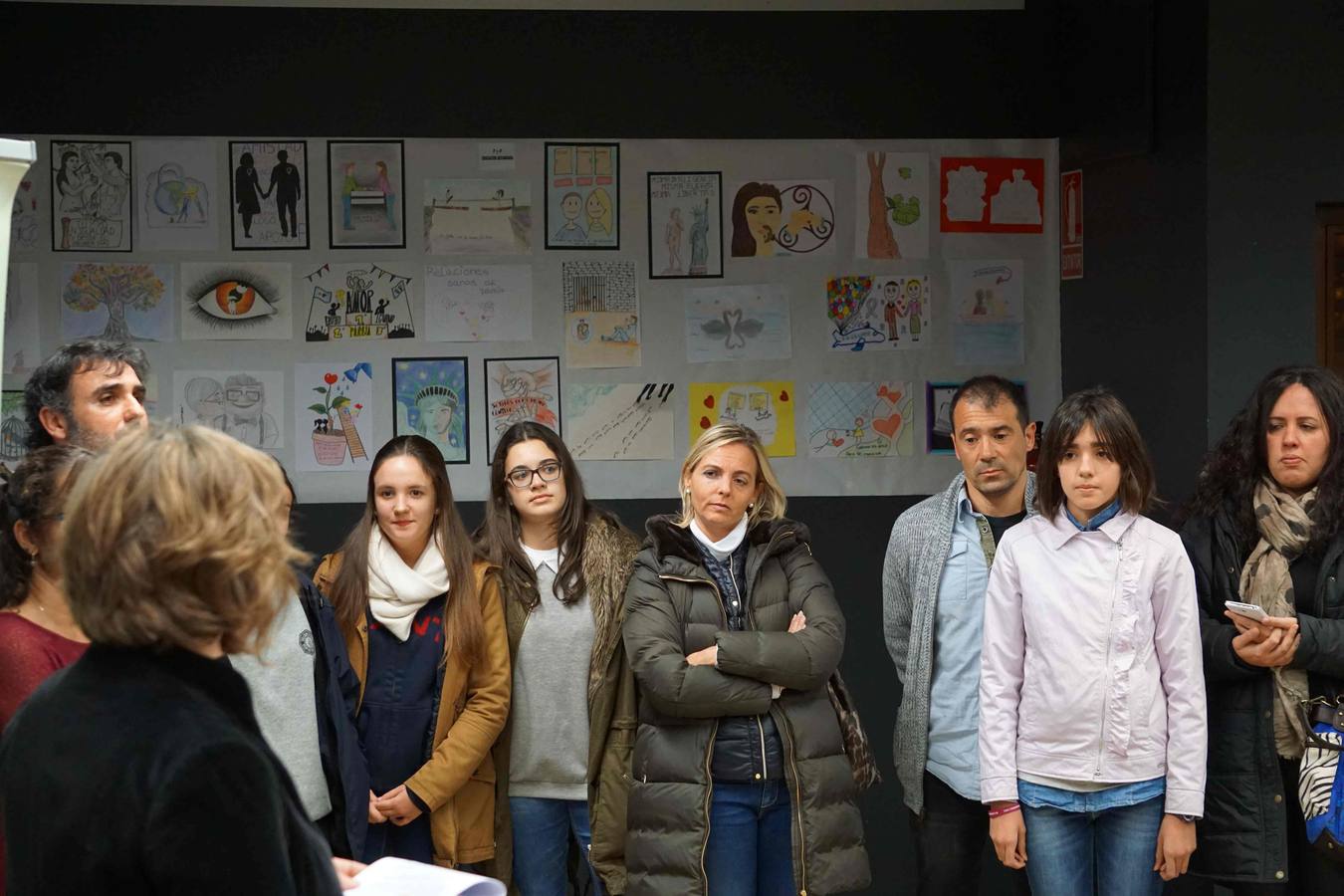 Dibujos por el respeto en el Colegio de Psicólogos (II)