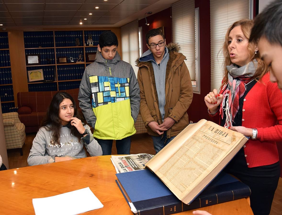 Los alumnos de 2º B del IES Sagasta, de Logroño, visitan la multimedia de Diario LA RIOJA