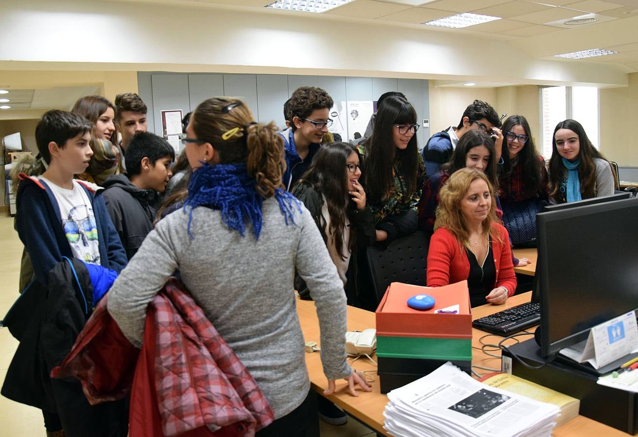 Los alumnos de 2º B del IES Sagasta, de Logroño, visitan la multimedia de Diario LA RIOJA