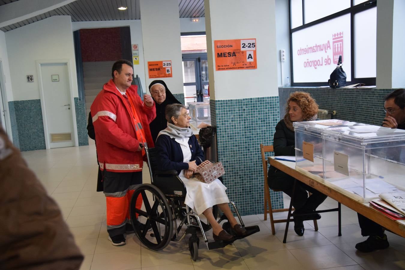 Mañana electoral en Las Gaunas