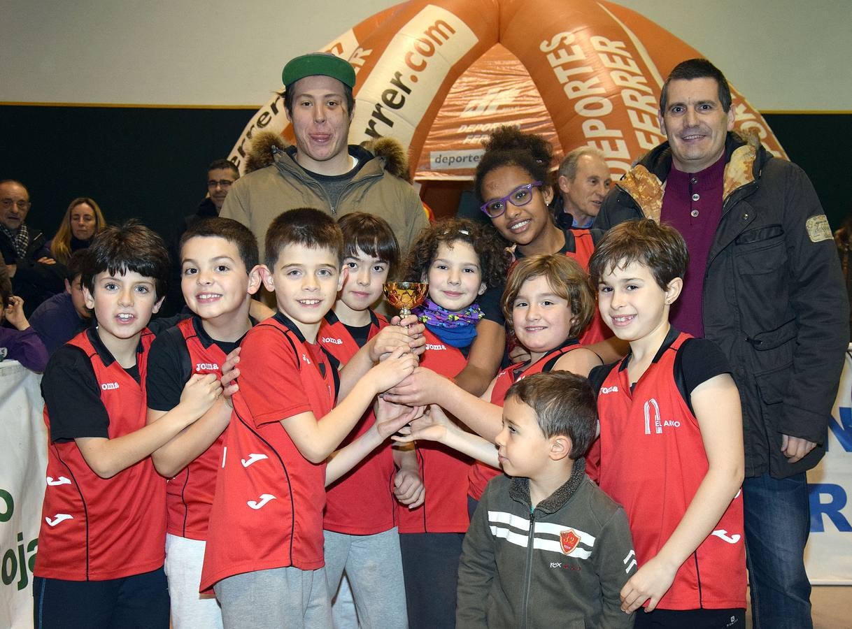 Entrega de trofeos del IV Torneo de Navidad de Baloncesto de Lardero