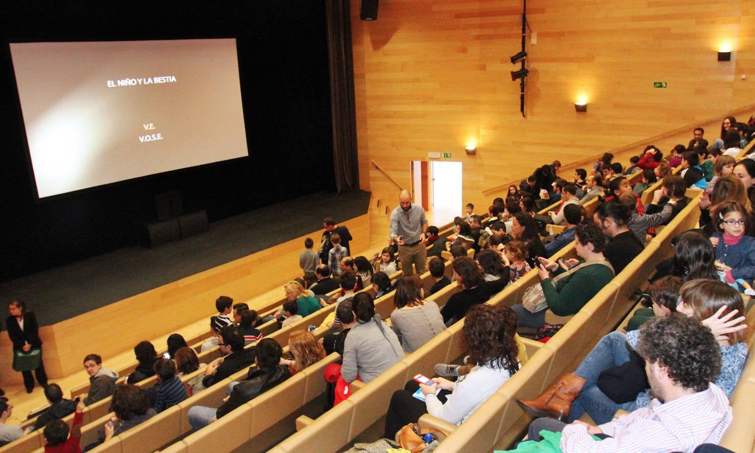 Riojaforum acoge la sesión de cine familiar de Actual&#039;16 con la proyección de &#039;El niño y la bestia&#039;