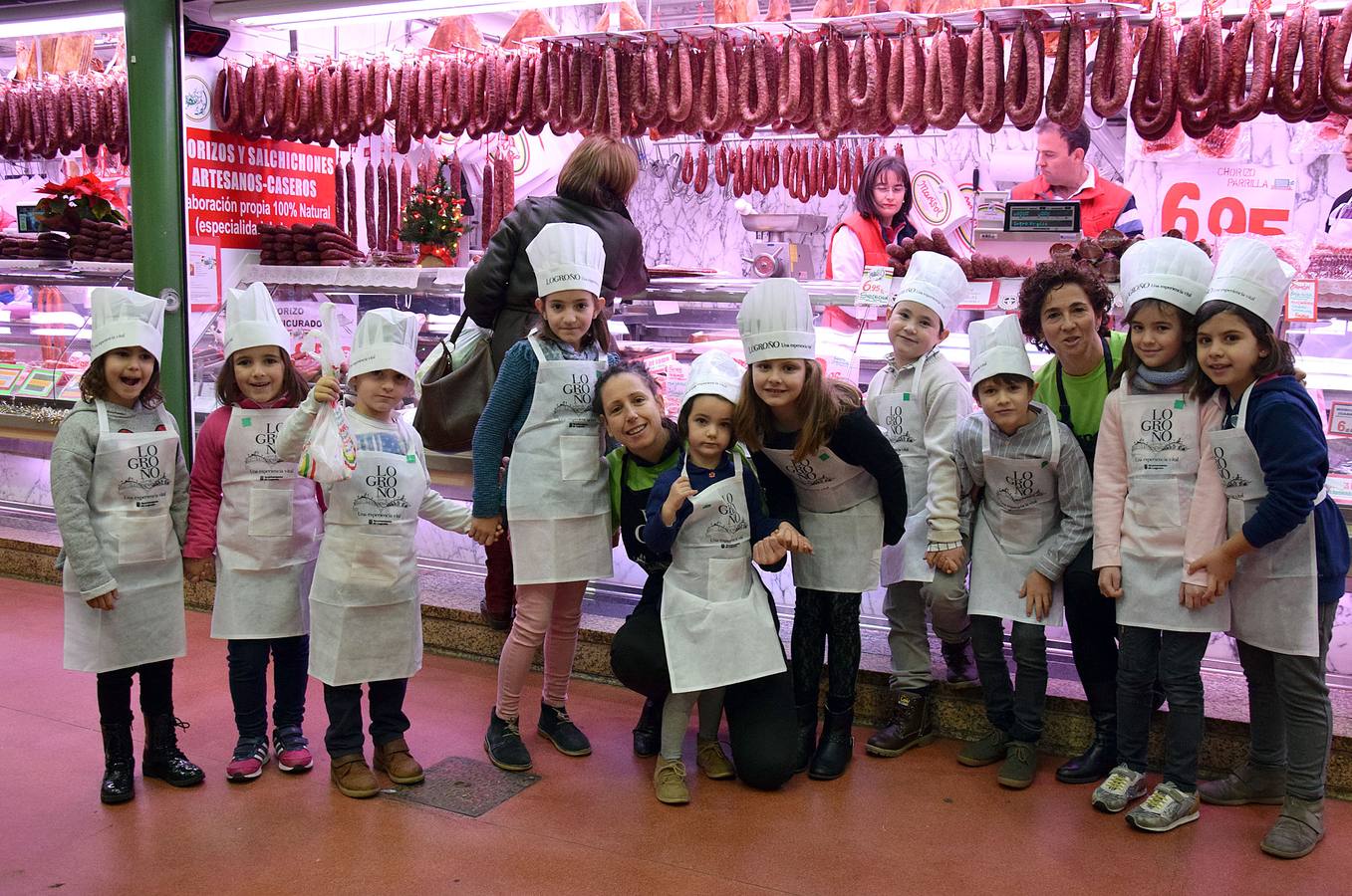 La Plaza de Abastos de Logroño acage el taller de cocina de para niños dentro del programa de AlimentArte