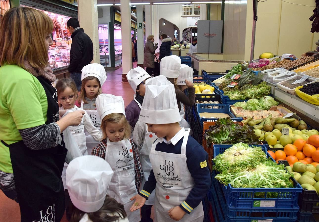 La Plaza de Abastos de Logroño acage el taller de cocina de para niños dentro del programa de AlimentArte