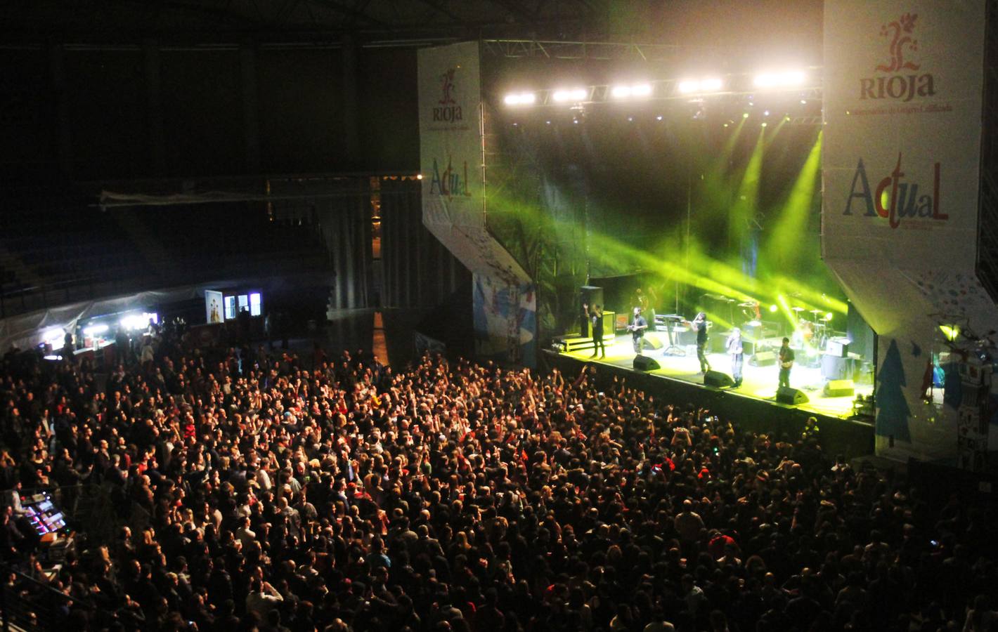 &#039;Repion&#039;, &#039;Green Valley&#039; y &#039;Within Temptation&#039; en el primer concierto en el Palacio en Actual&#039; 16