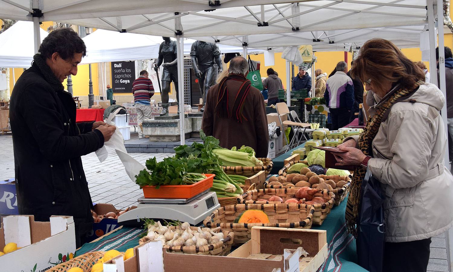 Muestra agroecológica en Portales