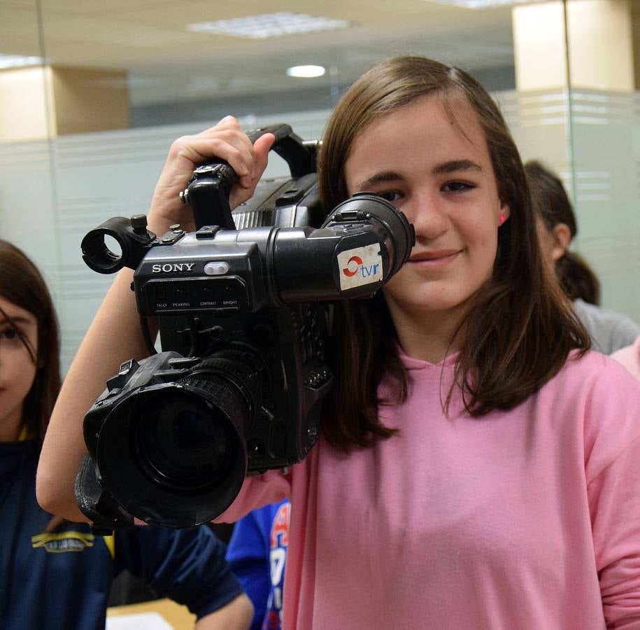 Los alumnos de 6º C del Colegio Las Gaunas visitan la multimedia de Diario LA RIOJA