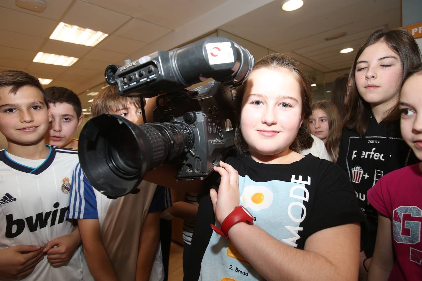 Los alumnos de 6ºB del CEIP Las Gaunas visitan la multimedia de Diario LA RIOJA